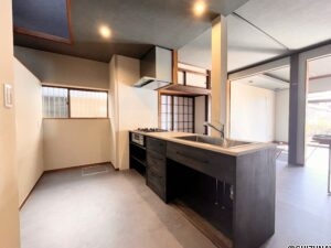 沼津市豊町　古風な住宅の画像