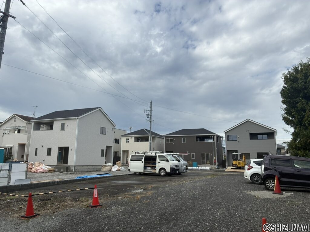 10月中旬完成予定内覧いつでも可能です！