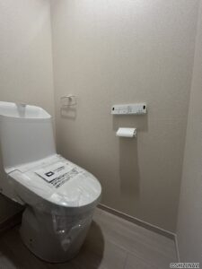 駿河区　新築　トイレ