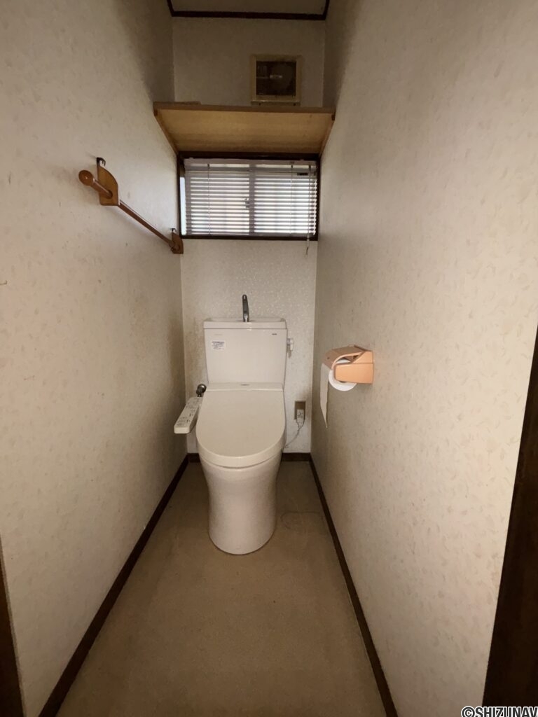 富士宮市万野原新田　中古住宅　南面道路で日当たり良好の画像