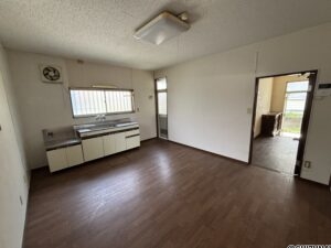 富士宮市万野原新田　中古住宅　南面道路で日当たり良好の画像