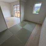畳の部屋は小さいお子さんでも安心してすごせますね！
