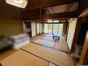 西側の和室の続き間です。