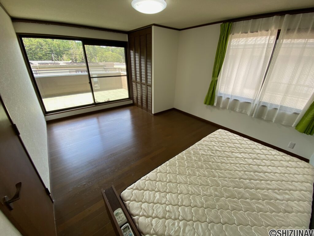 掛川市本郷　中古
