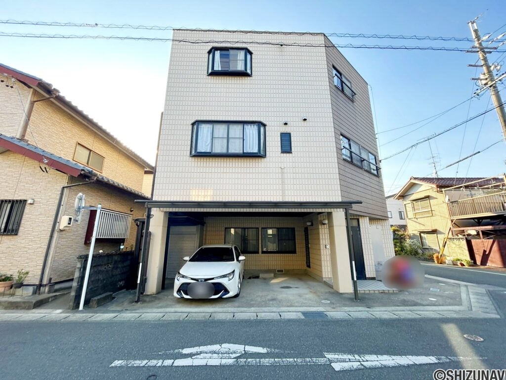 【リフォーム中/外観】別角度