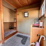 玄関中