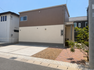 磐田市見付　ブリックタウン内　セキスイハイムの中古住宅の画像