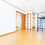 【2階東側洋室9帖】