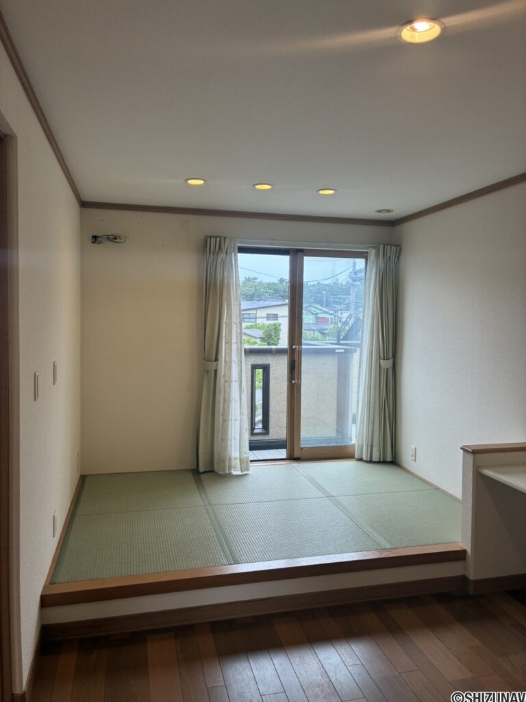富士市中丸　ミオーレ　中古