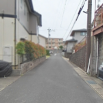 前面道路（南西方面）の様子です。