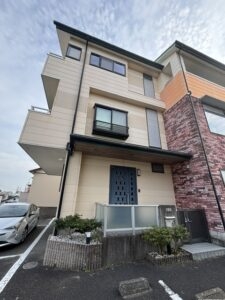 住居側から外観