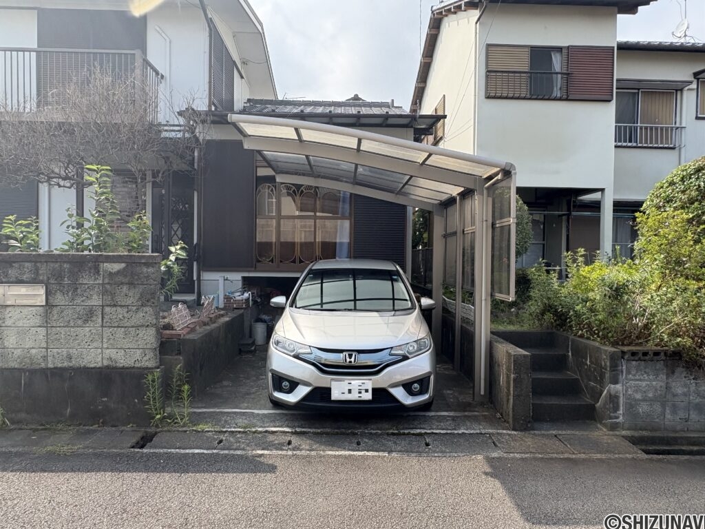 駐車場 カーポート付き
