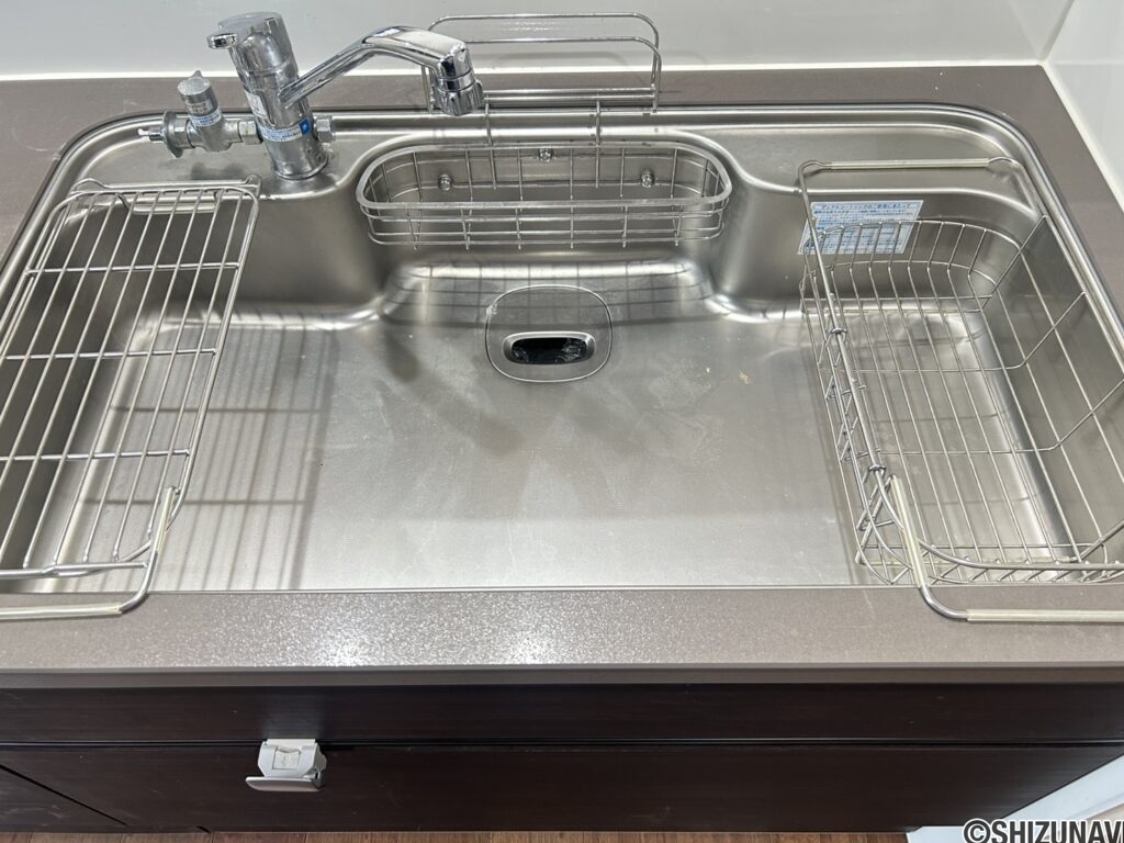 キッチン水洗になります。