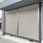電動シャッター外側になります。台風時や防犯面で安心いただけます。
