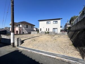 【仲介手数料不要・建築条件無し】磐田市西貝塚　売土地の物件画像