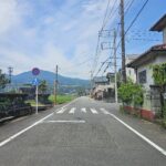 物件南方向 道路の写真です。
