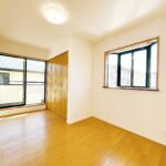 【リフォーム後／2階西側洋室】2階洋室はクリーニングと建具建付けの調整を行いました。