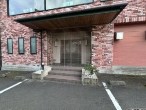 店舗玄関
