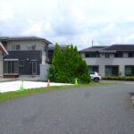 小山町用沢外観　東側道路