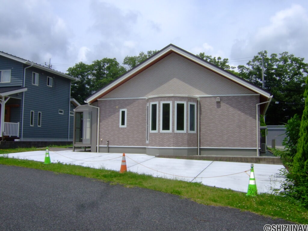 小山町用沢外観2