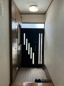 玄関内