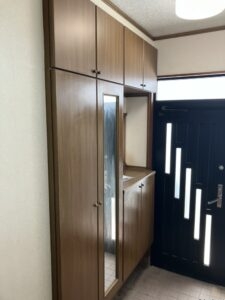 玄関内　収納