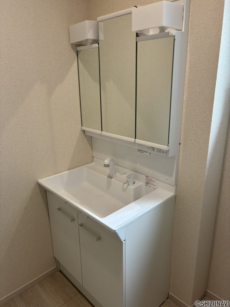 お手入れしやすく使いやすい洗面台