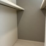 3.0帖の広々としたウォークインクローゼット