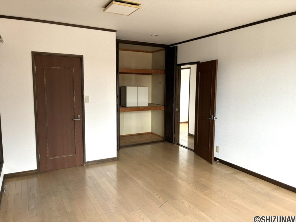 2階洋室