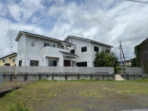 富士市天間　中古住宅　7LLLDDDKKK　三世帯向きの画像