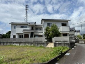 富士市天間　中古住宅　7LLLDDDKKK　三世帯向きの画像