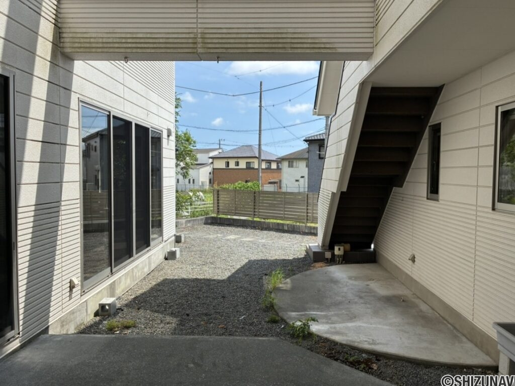 外吹き抜け