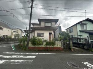 物件正面からの写真です。