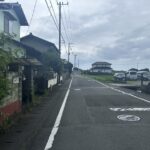 物件南方向 道路の写真です。