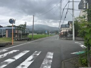 物件北方向 道路の写真です。
