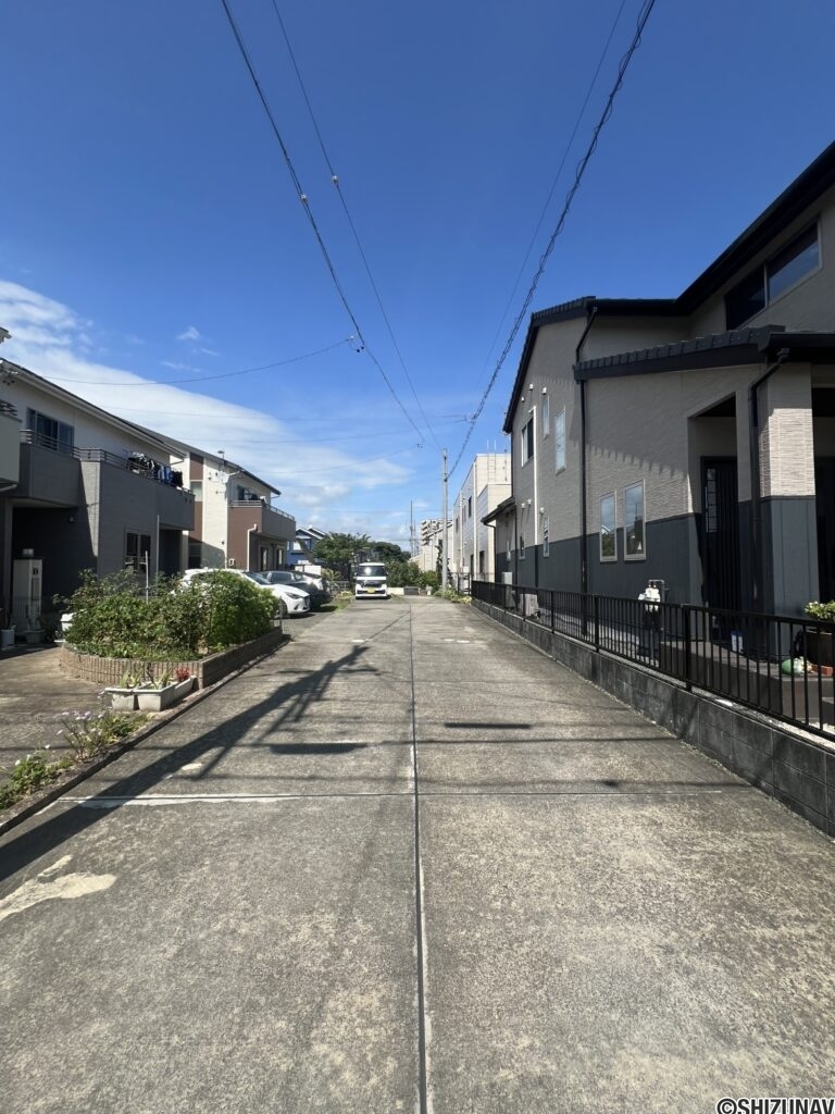 【進入路】