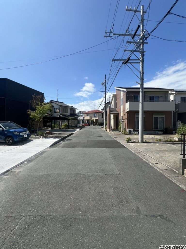 【前面道路 北向】