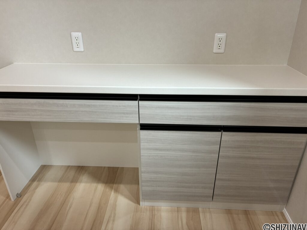 ２号棟カップボード