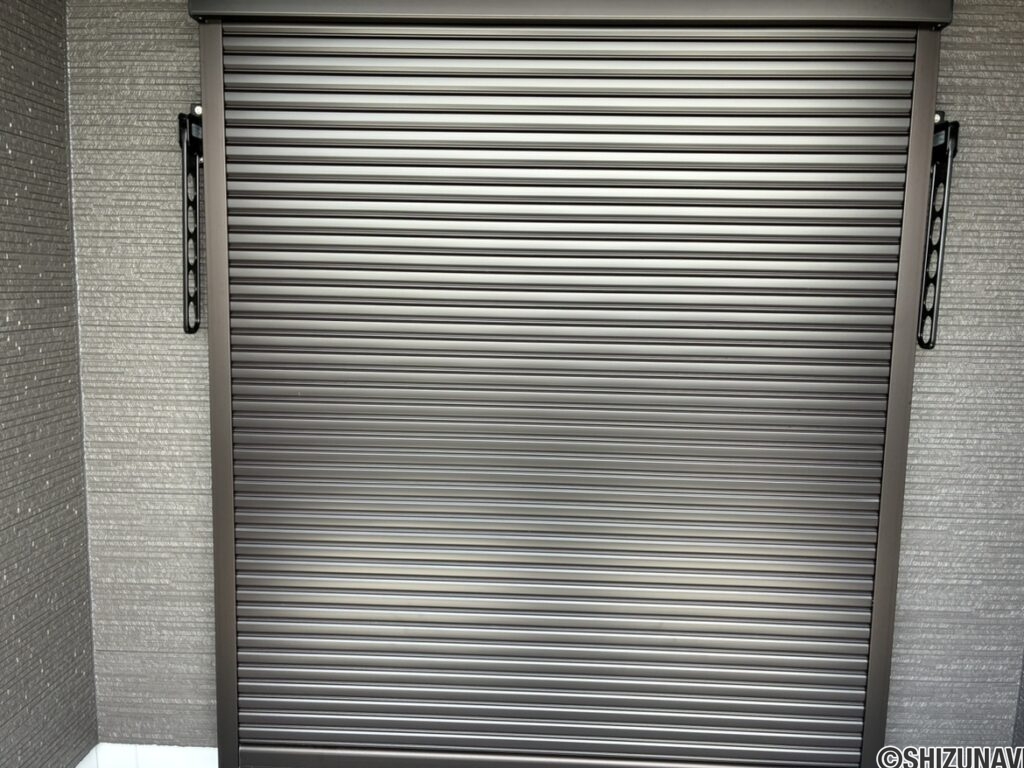 １号棟シャッター
