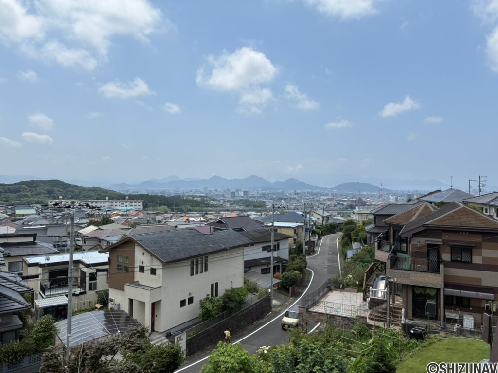 三島市芙蓉台　中古住宅の画像