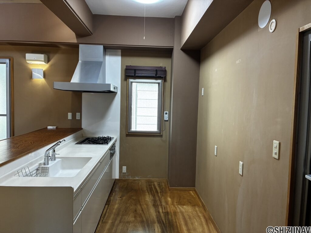 沼津市東間門　3LDK+納戸　中古住宅の画像
