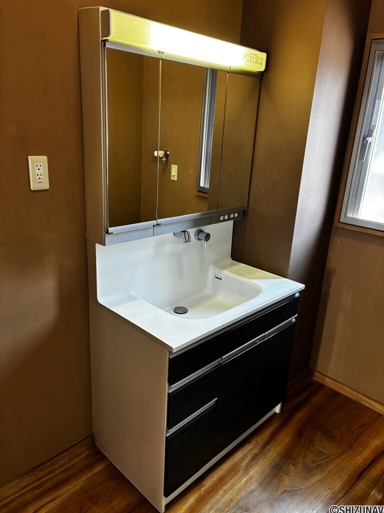 沼津市東間門　3LDK+納戸　中古住宅の画像