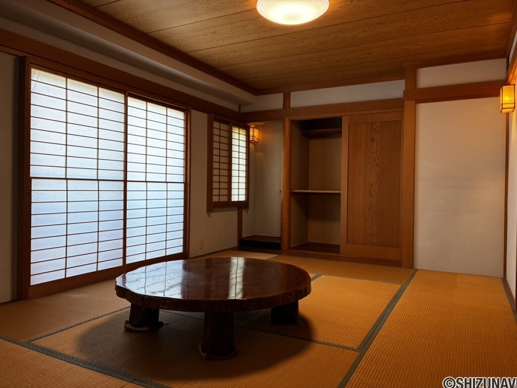 沼津市東間門　3LDK+納戸　中古住宅の画像