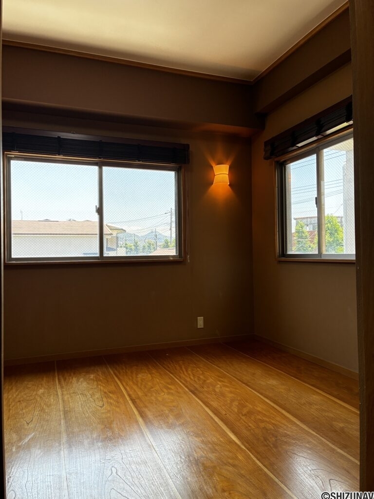 沼津市東間門　3LDK+納戸　中古住宅の画像