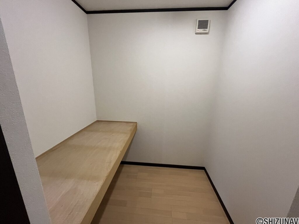 【仲介手数料不要】長泉町上土狩　二世帯住宅　長泉町立長泉小・長泉町立北中学校の画像