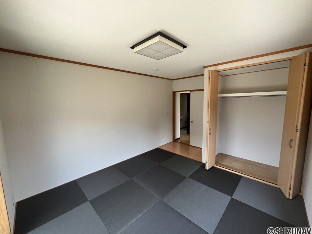 【仲介手数料不要】長泉町上土狩　二世帯住宅　長泉町立長泉小・長泉町立北中学校の画像