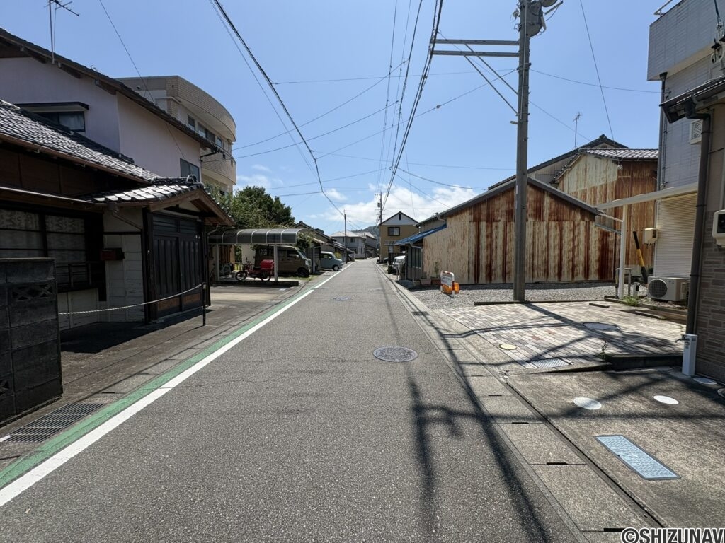 駒越東町　前面道路