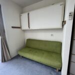 LDKには折りたたみ式のベッドがございます。