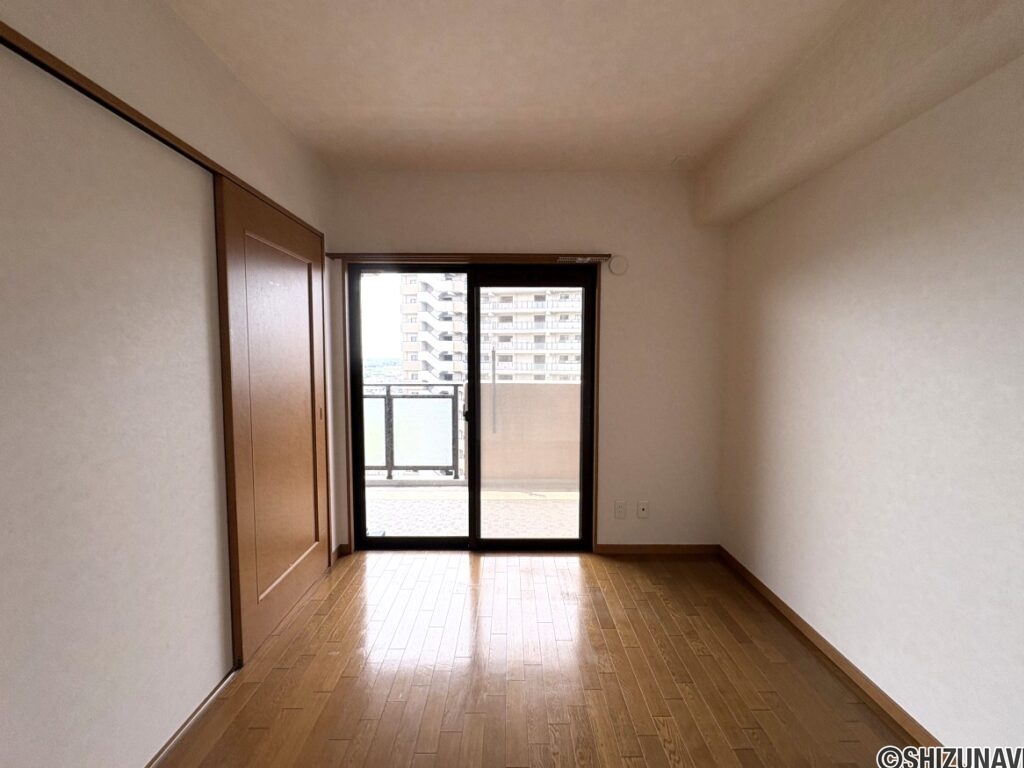 ベルメゾン豊田　10階　4LDKの画像