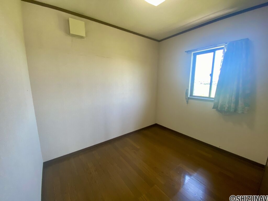 藤枝市青南町2丁目 　中古住宅　セキスイハイム施工